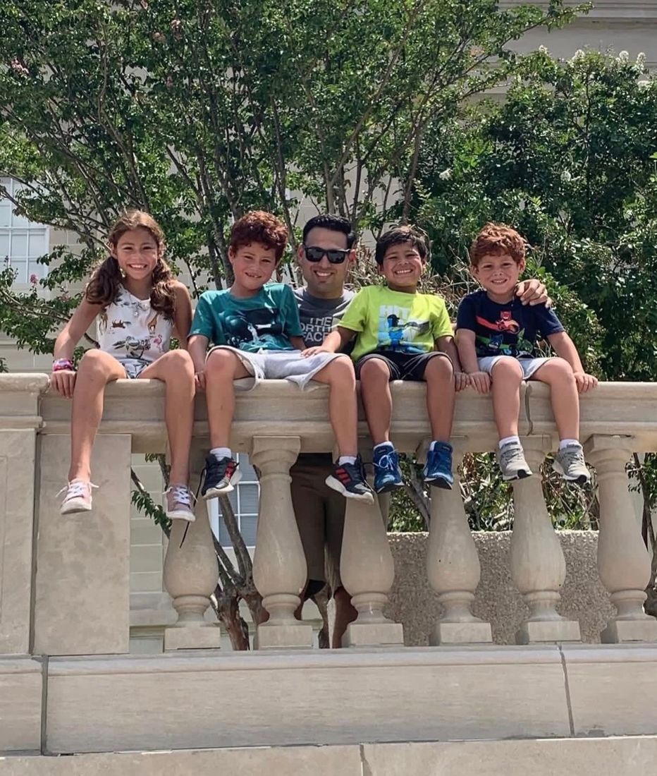 Moises Abraham Navas family photo 5